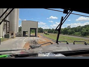 Switching grain cars from corn to soy. Cab veiw.
