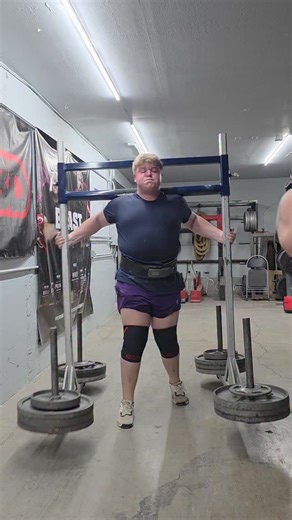 Jerry Pritchett ♠️ on Instagram: "Heaviest Yoke Ever done by a 15 year old‼️ Maybe the Heaviest ever done by a teenager!?? #IronOutlaw #PritchettPower @pritchettpowerhouse @sbd.usa @beast_pharm @roguefitness"