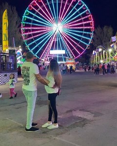 FERRIS WHEEL GENDER REVEAL! 🤰🏻💏 It’s a....... - - - - 💙💙BOY!💙💙 | Santa's Enchanted Forest
