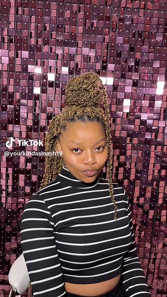 Curly Pop Hairstyles and Locs: Tips and Ideas