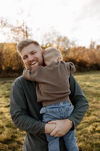 A vesicostomy is a type of ostomy (hole) where the bladder is brought to the surface for urine to continuously drain out of…it is done if someone’s urethra and/or bladder is damaged in some way. For kiddos with severe PUV (posterior urethral valves), it is one of several ways doctors can create an outlet for urine to get out! If urine cannot get out, it backs up and damages the rest of the urinary tract—think ureters and kidneys. So to protect Sully’s new kidney he still has his vesicostomy. Tha