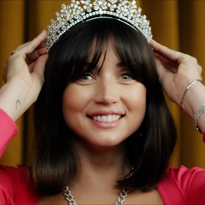 245K views · 62 reactions | Having reimagined the Bond woman for a new era in No Time To Die, @ana_d_armas’s career is set to skyrocket with a host of exciting new roles. In conversation with @edward_enninful, she talks Bond, playing Marilyn Monroe, and her role as @onlynaturaldiamonds ambassador | British Vogue | Facebook