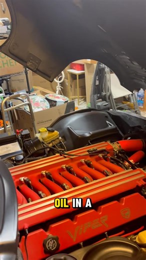 DODGE VIPER OIL?? 🤔😳 #dodge #viper #oil