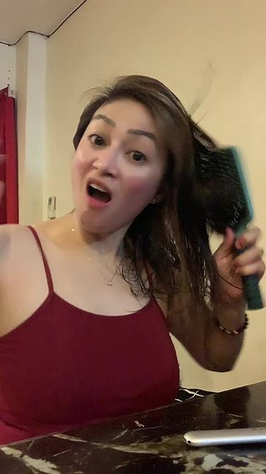 Brushing Long Hair at Home: Tips and Techniques