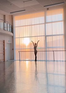 459K views · 41K reactions | Sunset and Solitude  The sunset is a reminder that every ending carries the promise of a new beginning; tomorrow is another day to discover something within you, be it ballet or otherwise... Enjoy your weekend!  Dancer: Natalie Vikner | MDM Dance | Facebook