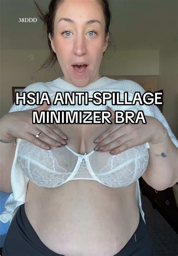 HSIA’s anti-spillage minimizer bra was made with larger chests in mind and as a plus size woman looking for CUTE affordable fashion I love the price and the lacy design #hsia #minimizerbra