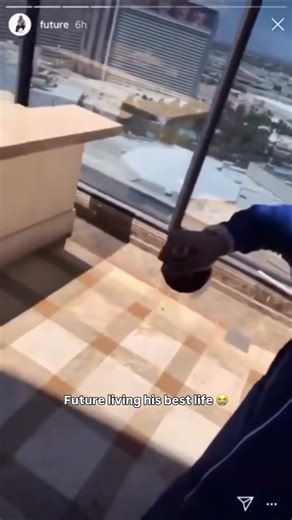 Future out here living his best life fr‼️😭