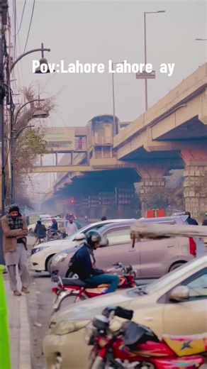 Lahore lahore ay🌸🦋🫶🏻#سنگت_ویڈیو_وائرل_کریسو_آپ_ہیں