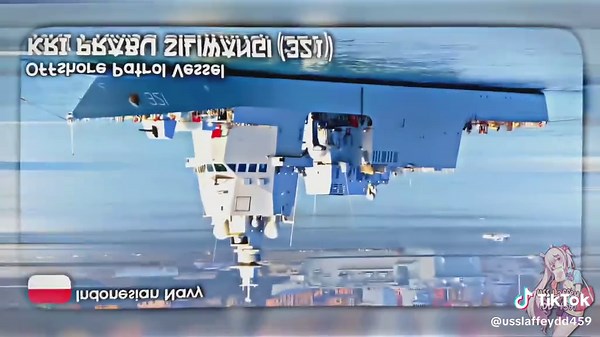 𝐊𝐑𝐈 𝐏𝐫𝐚𝐛𝐮 𝐒𝐢𝐥𝐢𝐰𝐚𝐧𝐠𝐢 (𝟑𝟐𝟏) adalah kapal patroli lepas pantai kelas 𝐓𝐡𝐚𝐨𝐧 𝐃𝐢 𝐑𝐞𝐯𝐞𝐥 milik 𝗧𝗡𝗜 𝗔𝗻𝗴𝗸𝗮𝘁𝗮𝗻 𝗟𝗮𝘂𝘁. Kapal perang ini sebelumnya bernama 𝐈𝐓𝐒 𝐌𝐚𝐫𝐜𝐚𝐧𝐭𝐨𝐧𝐢𝐨 𝐂𝐨𝐥𝐨𝐧𝐧𝐚 (𝐏𝟒𝟑𝟑) dan ditujukan untuk kebutuhan mengisi arsenal 𝗔𝗻𝗴𝗸𝗮𝘁𝗮𝗻 𝗟𝗮𝘂𝘁 𝗜𝘁𝗮𝗹𝗶𝗮 namun pada akhir 2024 diakuisisi oleh 𝗞𝗲𝗺𝗲𝗻𝘁𝗲𝗿𝗶𝗮𝗻 𝗣𝗲𝗿𝘁𝗮𝗵𝗮𝗻𝗮𝗻 𝗥𝗲𝗽𝘂𝗯𝗹𝗶𝗸 𝗜𝗻𝗱𝗼𝗻𝗲𝘀𝗶𝗮. 𝐊𝐑𝐈 𝐒𝐢𝐥𝐢𝐰𝐚𝐧𝐠𝐢 akan tiba bersama saudari