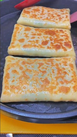 Easy &fast pancake recipe. 3 ingredients. How to make pancake. Simple &yummy breakfast recipe.