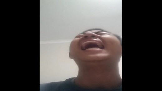 哀叫拓也シリーズを真似の中華少年