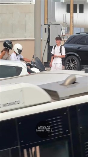 Fernando & Melissa in Monaco | Magic Fernando Alonso Fansite