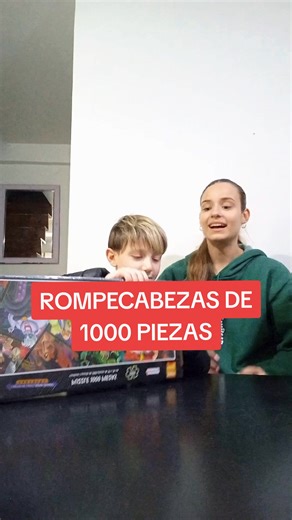Armar rompecabezas de villanos de Disney en familia