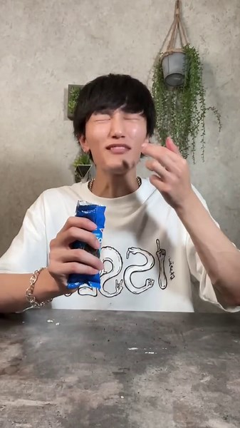 Issei funny video 😂😂😂 Let's try it!😋 Oreo's hack | July 13, 2022