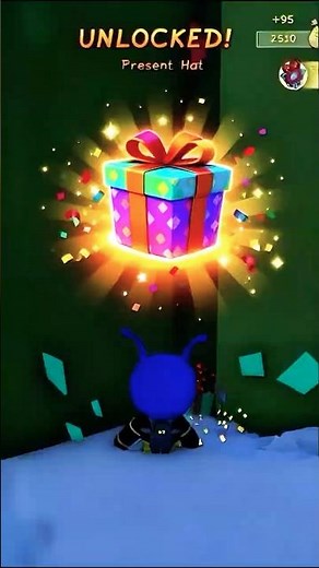 Unlocked After 50 Presents 🎁 | Present Hat – Wobbly Life