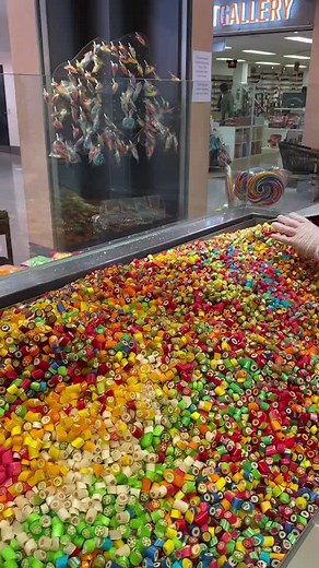 Satisfying Handmade Sticky Lollies in Sydney, Australia