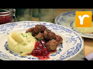 Mitt kök: Jennie och Tommy lagar köttbullar med potatismos och lingon - TV4
