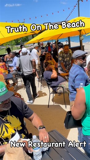 NEW RESTAURANT ALERT Truth On The Beach located 5700 Dusable Lake Shore Drive is a new restaurant concept from Peyton Wilborn expanding the Truth Restaurant franchise to Chicago’s beautiful lakefront. There is music, dancing, cocktails, and a small limited menu. Get the Jerk Chicken Tacos! Enjoy Summer Time Chi with Truth On The Beach! @truth_onthebeach @truthrestaurantchicago @chitruthafterdark #foodpornography #foodgasmic #husbandandwife #blackownedchicago #blackownedrestaurant #blackdollarsma