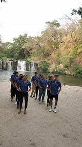 El team restaurante se animó a hacer este trend 😜 ¿Qué tal les quedó? 🫣 #baileviral #PonderosaAdventurePark | Ponderosa Adventure Park