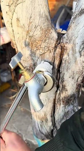 Simple and easy to use sink wrench