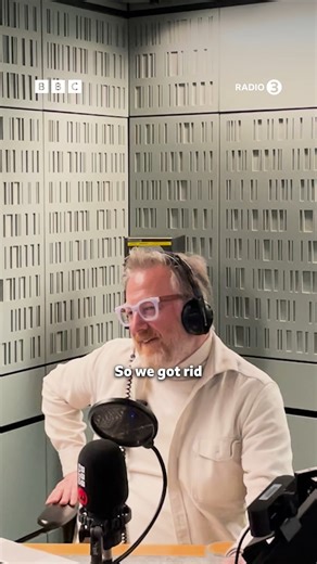 Composer Hans Zimmer on why you're better off without conductors. 🫣 You can find the full interview with Matthew Sweet on this week's episode of Sound of Cinema. Listen on BBC Sounds. | BBC Radio 3