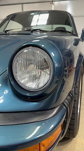 These @holleyperformance RetroBright LED headlights at absolute game changers. I have a long history of bad corneas👀 and am very challenged in low light conditions. The original headlights on our ‘78 Porsche 911SC are so dim, I couldn’t even drive it at night. So I started researching LED options, and everything I came across looked like space age garbage and would never fit the vibe of a classic. But then I noticed that @ruffiancars was using them on the Galaxie and Mustang builds and I swear 