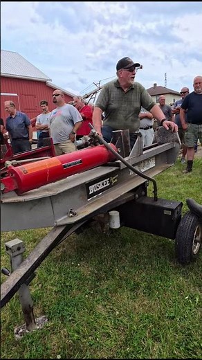 Auctioneer Steve Myers Jr Selling Huskee Log Splitter