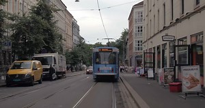 Oslo's trams offer a great and affordable way of sightseeing! If you're planning to do Oslo on a budget in the future, once we're all back to normal, may we suggest a ride with tram line #12? It takes you from Vigeland Sculpture Park, through the classy Frogner neighbourhood, along the harbour and up Grünerløkka to foresty Kjelsås. Or try line #19, which takes you through the charming streets of Briskeby, into medieval Oslo, and up the hill to Ekeberg – panoramic fjord view included! | Visit Osl