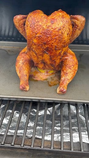 Smoked beer can chicken on the Traeger is one of those set-it-and-forget-it meals that turns out juicy and flavorful every time. The beer keeps it moist, the smoke does its thing, and you end up with crispy skin and tender meat without a lot of fuss. #Traeger #SmokedChicken | Stay Snatched - Easy and Indulging Recipes