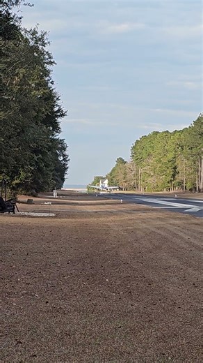 Beechcraft Bonanza takeoff! 🛫