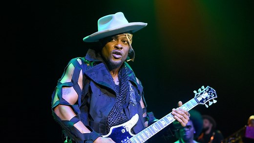 D’Angelo & Friends Took The ‘Verzuz’ Battle Format And Turned It Inside Out