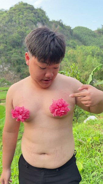 What message about kindness towards others do I want to convey through the story of this poor,