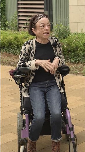 Actor Comedian Liz Carr on her BEST gig I Steve Best Shoots