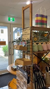 Woven fala bag and matching fan sets available now in store 🤩 shop our products online at panikeke.com 💛 #panikeke • #polynesian #wovenbag #smallbusiness #newpost | Panikeke