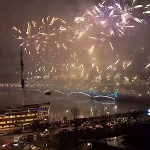 3.3M views · 53K shares | 3.... 2.... 1.... BANG! HAPPY NEW YEAR 2017! Video by: Eugeny Kolesnik | St Petersburg Guide | Facebook
