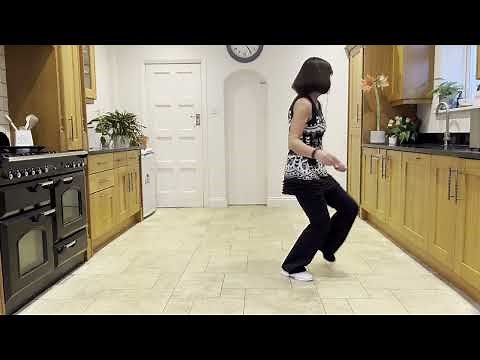 I Showed You The Door Line Dance Demo & Practice With Music