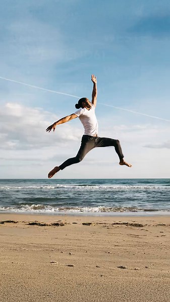 Photoshop Tutorial: Move Body Position in Images