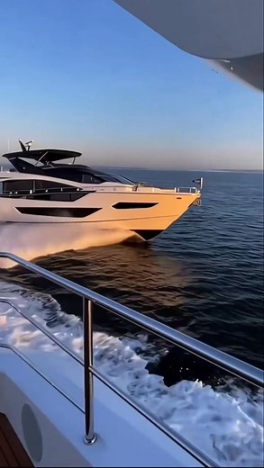 Top Magazine on Reels | Facebook