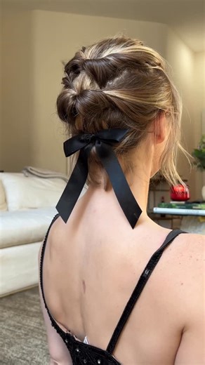 amber yackzan on Instagram: "wait i LOVE how this one turned out as well🎁🎄 #shorthair #updo #bob #hairstyles #formal"