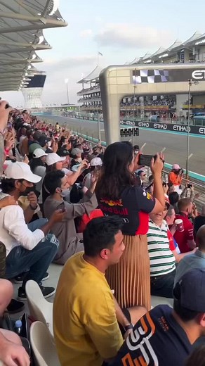 Incrible.. #fyp #foryou #parati #xyzbca #fypシ #checo #hamilton #verstappen #formula1 #racing #mexico