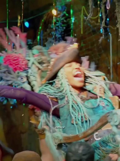 Descendants 2: Uma's What's My Name Dance!