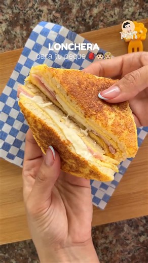 TOMYS ADVENTURES | ALIMENTACIÓN BLW | RECETAS | AUTISMO on Instagram: "¡Una idea de lonchera fácil, práctica y llena de energía para nuestros peques!🥪✨ Comenta LONCHERA para enviarte más ideas nutritivas para la semana📒✅ Hoy te comparto el clásico sandwich omelette, una opción alta en proteína que ayuda a mantener a los niños saciados por más tiempo, favorece su desarrollo y aporta energía sostenida para el cole, el juego y el aprendizaje. 💛 ✔️ Aporta proteína de calidad que apoya el crecimie