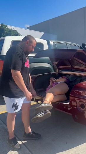 2.1K views · 225 reactions | How to deal with difficult customers … #brisbanemechanic #brisbane #mechanic | Loco Mechanical | Facebook