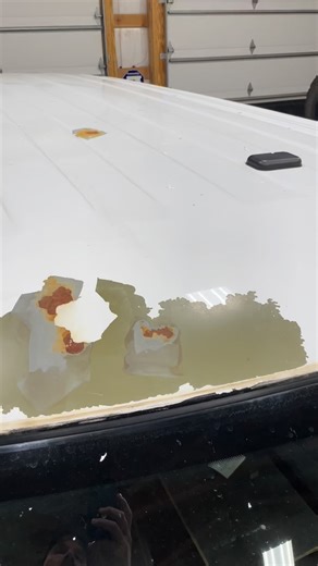 Classes GM white painted vans Who else out there has had this same experience #chevrolet #expressvan #gm #paint #paintjob #autopaint #bodywork #goodness @gm_performance_ @chevrolet | On Point Off-Road