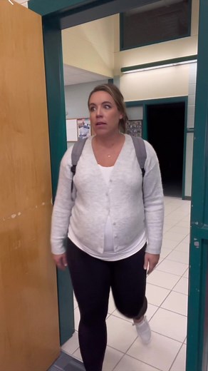 356K views · 4.2K reactions | This Mom has too much time on her hands... #parents #boredteachers #reels #teacherlife #teacherproblems | Bored Teachers | Facebook