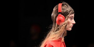 This Podcast Let's You Listen In On Other Couple's Therapy And It's Fascinating