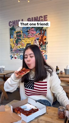 Sofi Manassyan on Instagram: "One second #sofimanassyan #funny #friends"