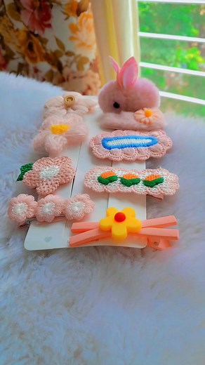 3.2K views · 11 reactions | Too cute 勺勺 #baby #babygirl #babyclips #accessories #babyfashion #babyproducts #newbornbaby Baby Life | Baby Life | Facebook