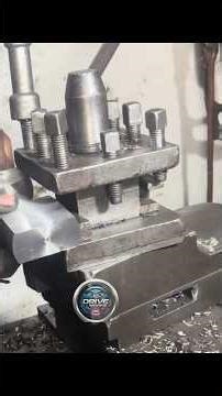 How This Master Fixed a Shattered Connecting Rod Using Only a Piece of Iron