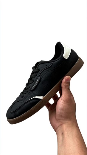 The sneakers everyone’s talking about. Best seller, no doubt😍 #bata